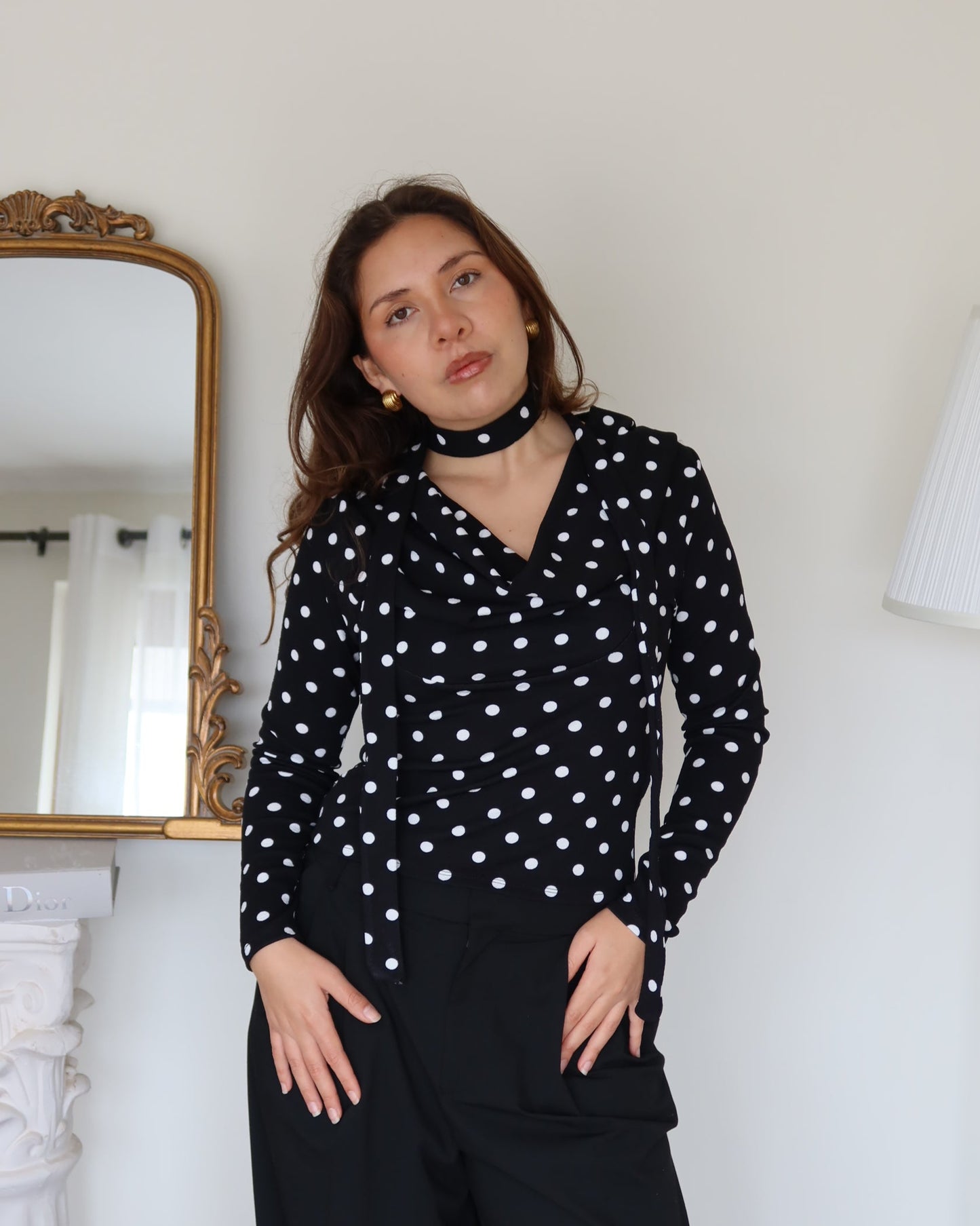 Gloria Black dots