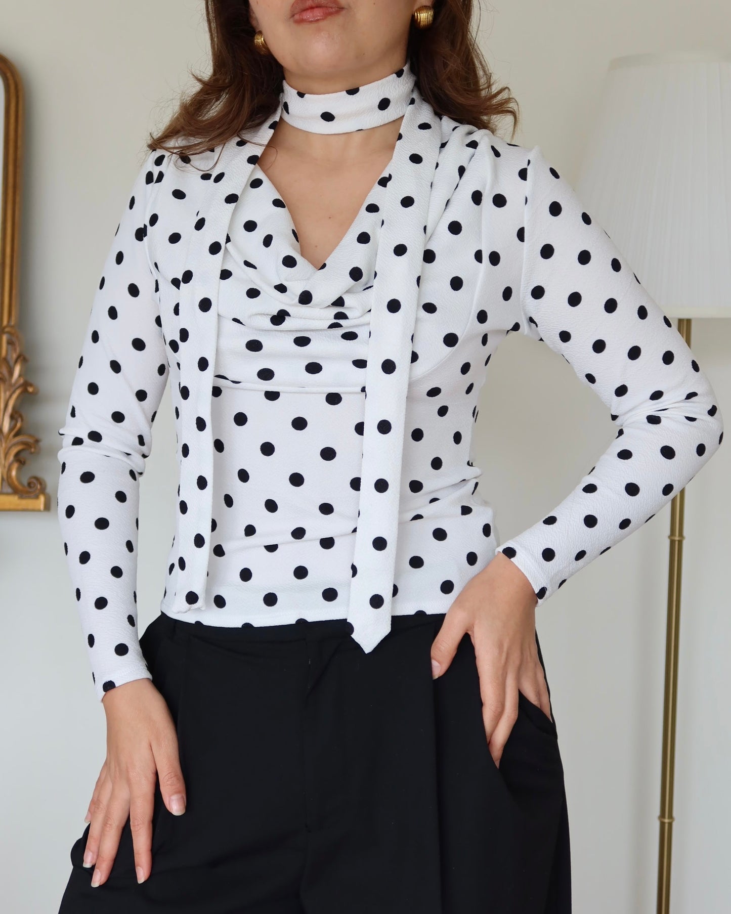 Gloria White dots