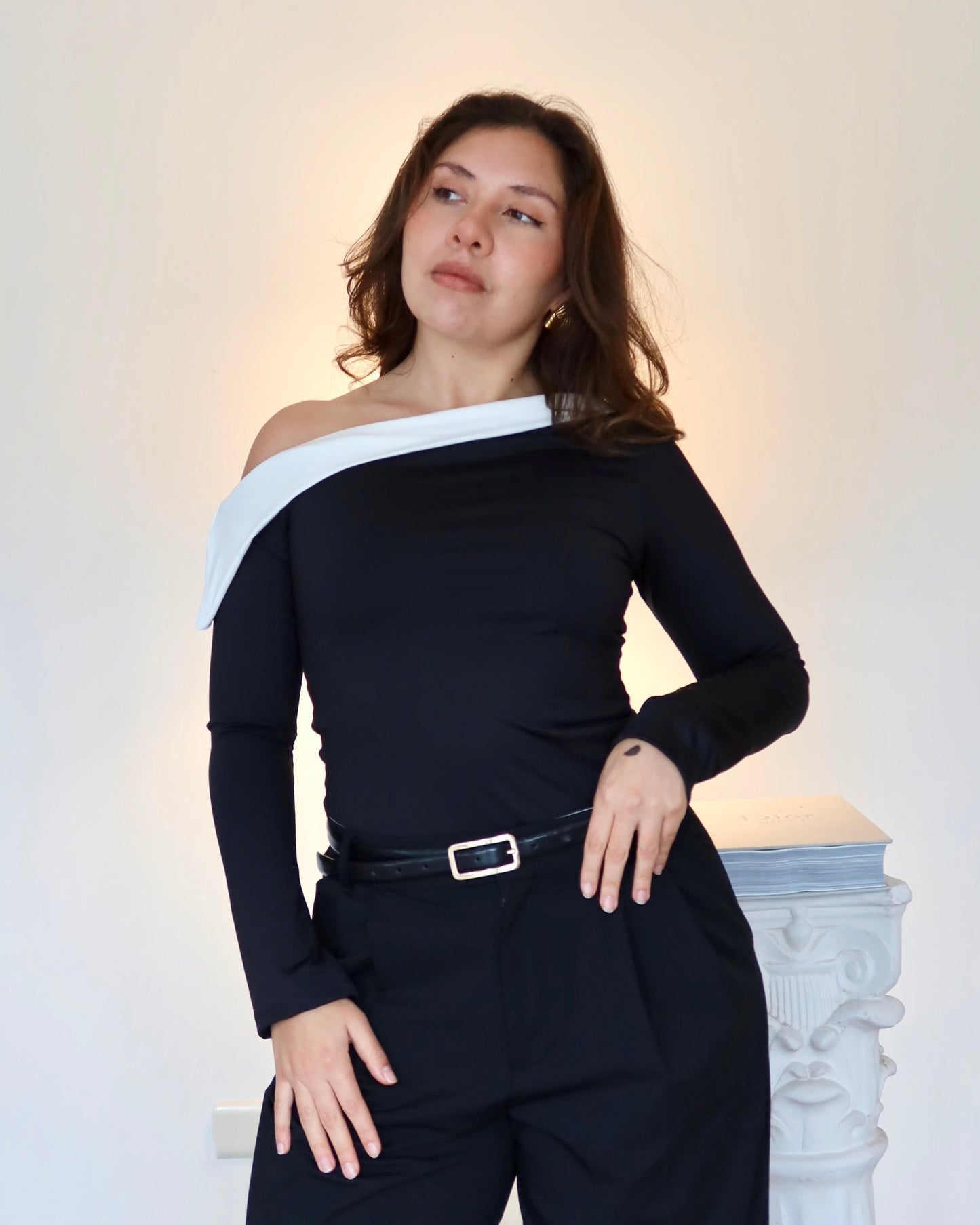 Violeta Black & white