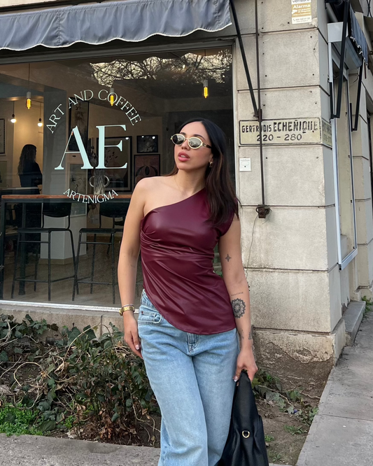 Viviana wine leather