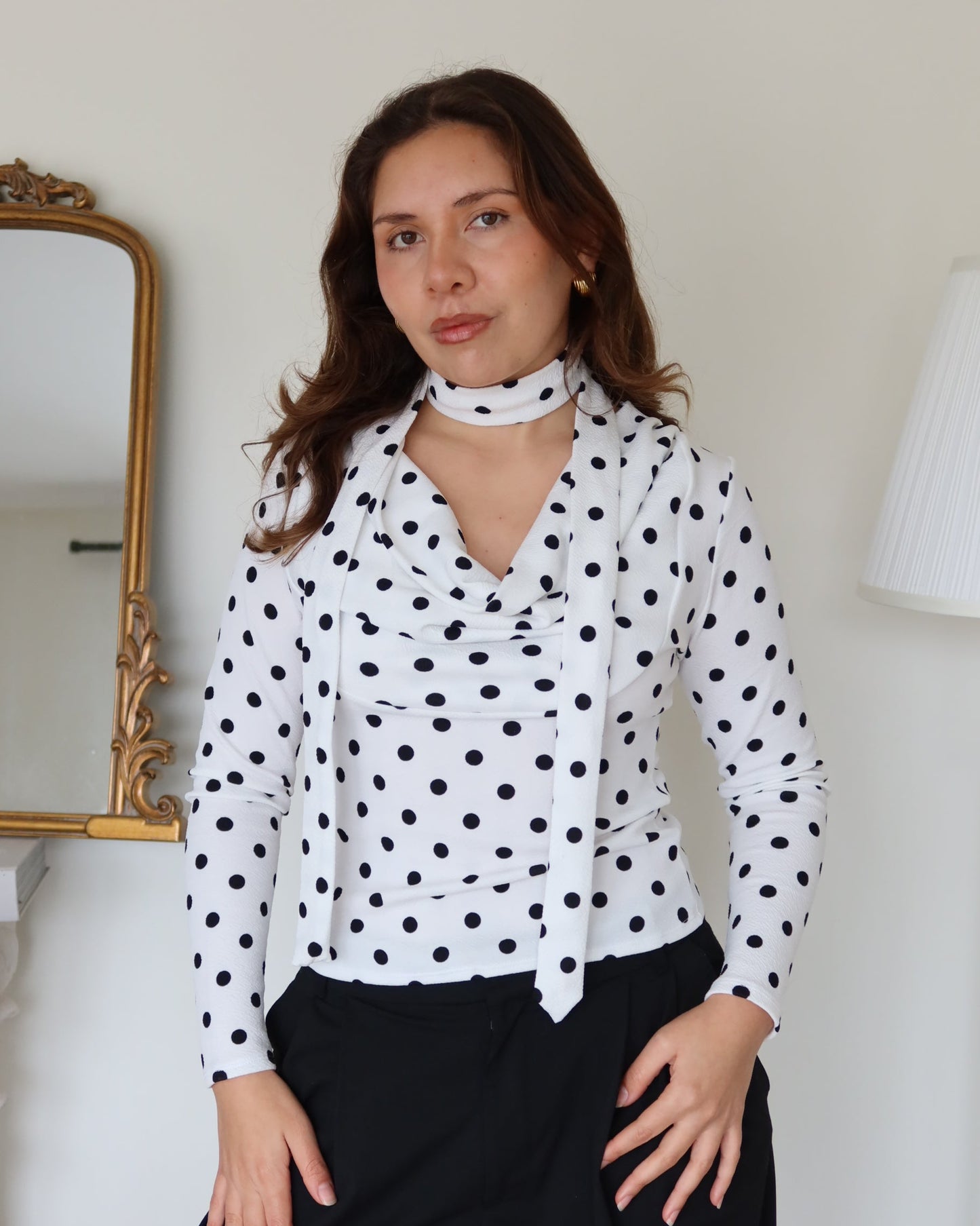 Gloria White dots