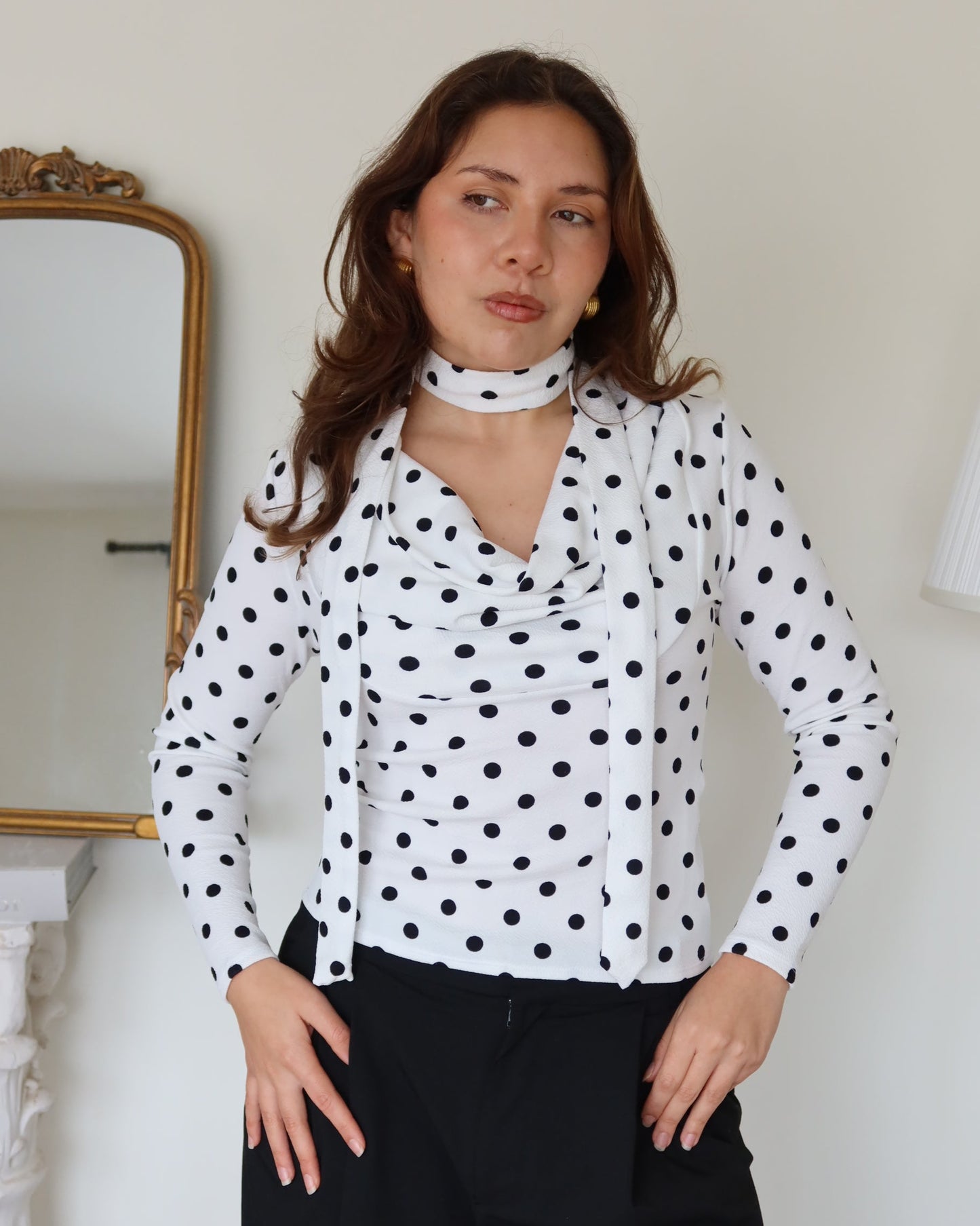 Gloria White dots