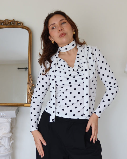 Gloria White dots