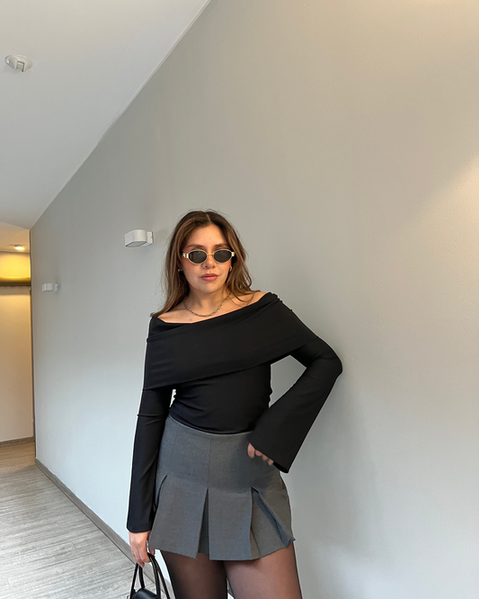 Black Off shoulder